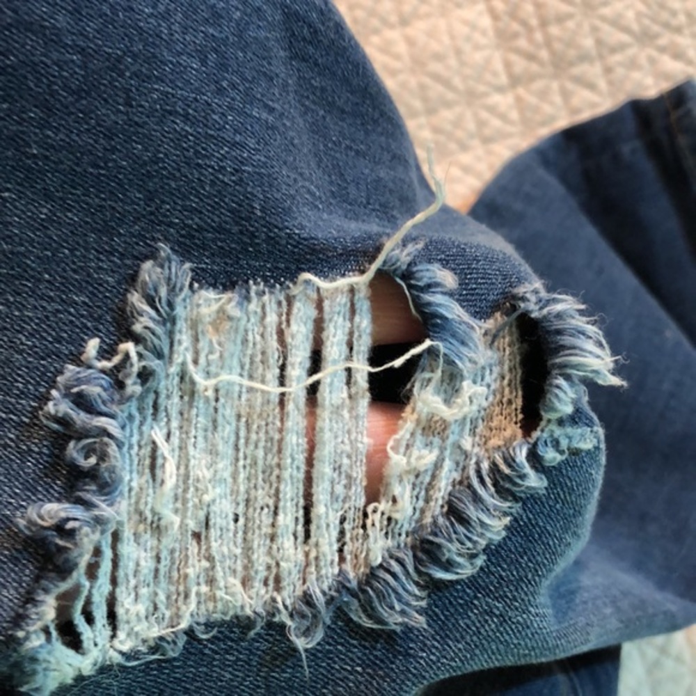 Divided for H&M higher rise distress jeans, size 6 - Picture 10 of 14